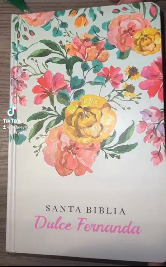 Santa biblia flores naranjadas