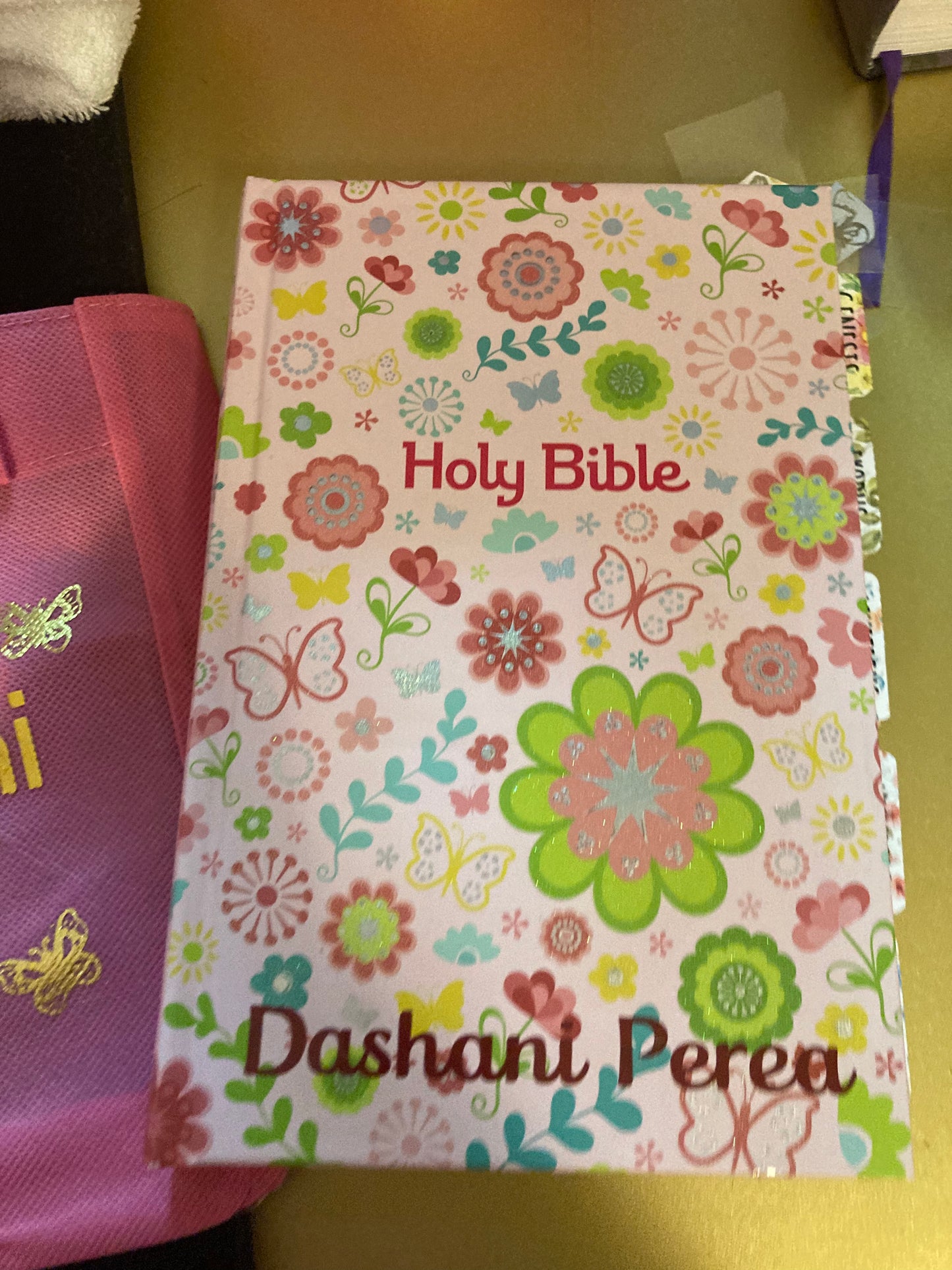 BIBLIA EN INGLES PARA NINAS - ENGLISH BIBLE FOR GIRLS